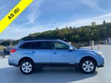 Used 2010 Subaru Outback 2.5i Premium image 2