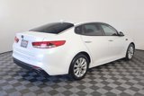 Used 2018 Kia Optima LX w/ 17" Alloy Wheels Package image 4