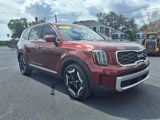 Used 2023 Kia Telluride S w/ S Sunroof Package image 3