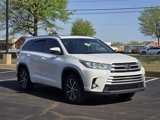 Used 2018 Toyota Highlander XLE image 3