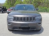 Used 2020 Jeep Grand Cherokee Laredo image 2