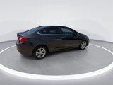 Used 2017 Chevrolet Cruze LT image 3