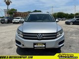 Used 2017 Volkswagen Tiguan S image 2