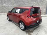 Used 2022 Kia Soul LX image 5