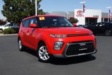 Used 2022 Kia Soul LX w/ Technology Package image 2