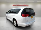 Used 2022 Chrysler Voyager LX image 6
