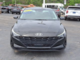 Used 2022 Hyundai Elantra SEL w/ Convenience Package image 2