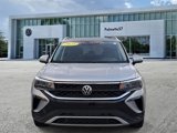 Used 2022 Volkswagen Taos SE image 2