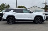 New 2026 Chevrolet Equinox LT w/ Midnight Edition image 3
