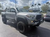 Used 2016 Toyota Tacoma Limited w/ Towing Package image 2