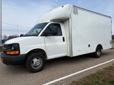 Used 2016 Chevrolet Express 3500 image 2