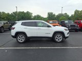 New 2025 Jeep Compass Latitude image 2