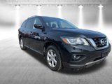 Used 2020 Nissan Pathfinder SV image 2