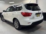 Used 2016 Nissan Pathfinder S image 5