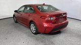 Used 2021 Toyota Corolla LE image 5