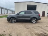 Used 2016 Ford Explorer XLT w/ Equipment Group 202A image 3