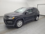 Used 2019 Jeep Compass Sport image 2