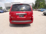 Used 2010 Chrysler Town & Country Touring image 6