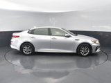 Used 2019 Kia Optima LX image 4