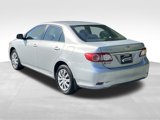 Used 2013 Toyota Corolla LE image 3