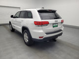 Used 2017 Jeep Grand Cherokee Laredo image 5