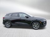 Used 2024 Chevrolet Blazer LT image 2