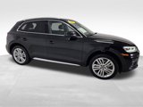 Used 2018 Audi Q5 Prestige w/ Prestige Package image 2