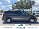 Used 2012 Chrysler Town & Country Touring image 2