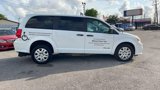 Used 2019 Dodge Grand Caravan SE image 4