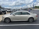 Used 2017 Lincoln Continental Select w/ Climate Package image 3