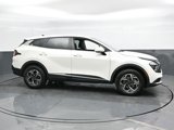 Used 2023 Kia Sportage LX image 5