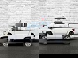 Used 2022 Nissan Frontier SV w/ SV Premium Package image 2
