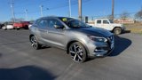 Used 2021 Nissan Rogue Sport SL w/ Premium Package image 2