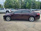 Used 2013 Toyota Avalon Limited image 2