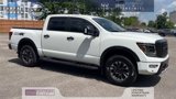 Used 2024 Nissan Titan PRO-4X w/ Pro-4x Convenience Package image 2