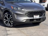 Used 2022 Ford Escape SE w/ SE Sport Appearance Package image 3