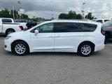 Used 2020 Chrysler Pacifica Touring-L image 4