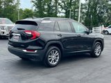 Used 2024 GMC Terrain SLT image 3