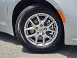 Used 2023 Chrysler Pacifica Touring-L image 2