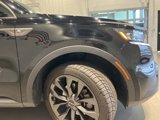 Used 2022 Kia Sorento SX Prestige image 4