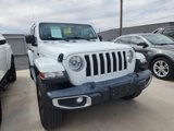 Used 2018 Jeep Wrangler Unlimited Sahara image 3