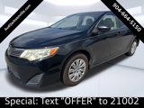 Used 2013 Toyota Camry LE image 2