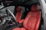 Certified 2025 Porsche Macan image 5