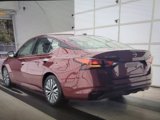Used 2024 Nissan Altima 2.5 SV image 3