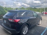 Used 2020 Ford Escape SE image 3