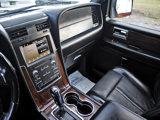 Used 2017 Lincoln Navigator Select image 6