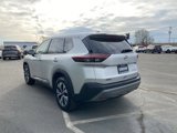 Used 2021 Nissan Rogue SV image 3
