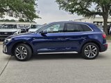 Used 2022 Audi Q5 2.0T Premium w/ Convenience Package image 2