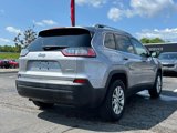 Used 2019 Jeep Cherokee Latitude w/ Cold Weather Group image 3