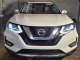 Used 2017 Nissan Rogue SL image 2